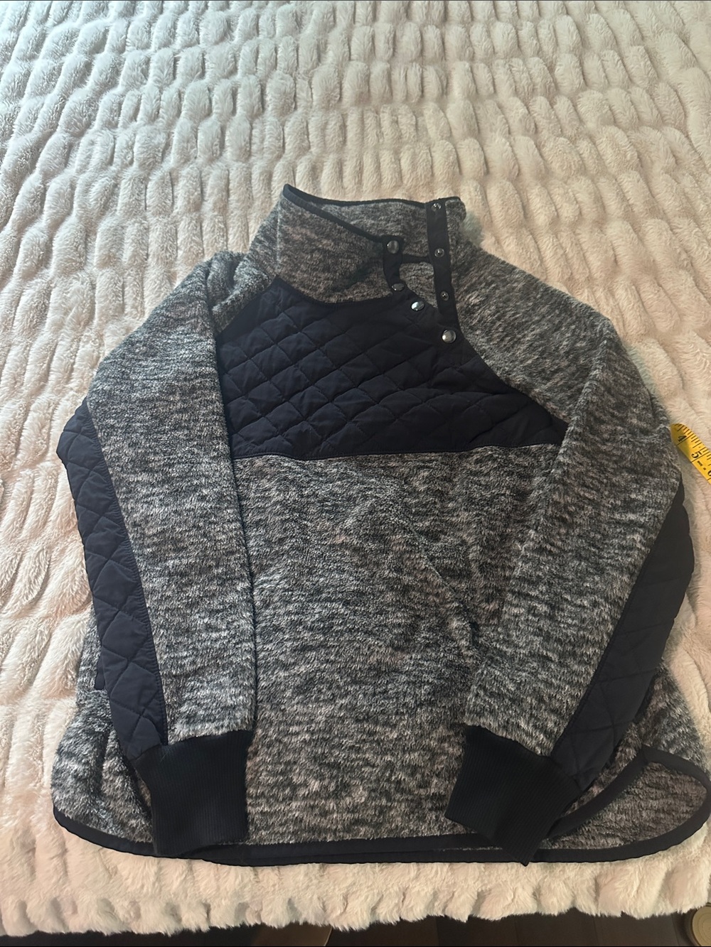 Abercrombie & Fitch Women’s Quilted Panel Grey Pullover Sweater Sz M